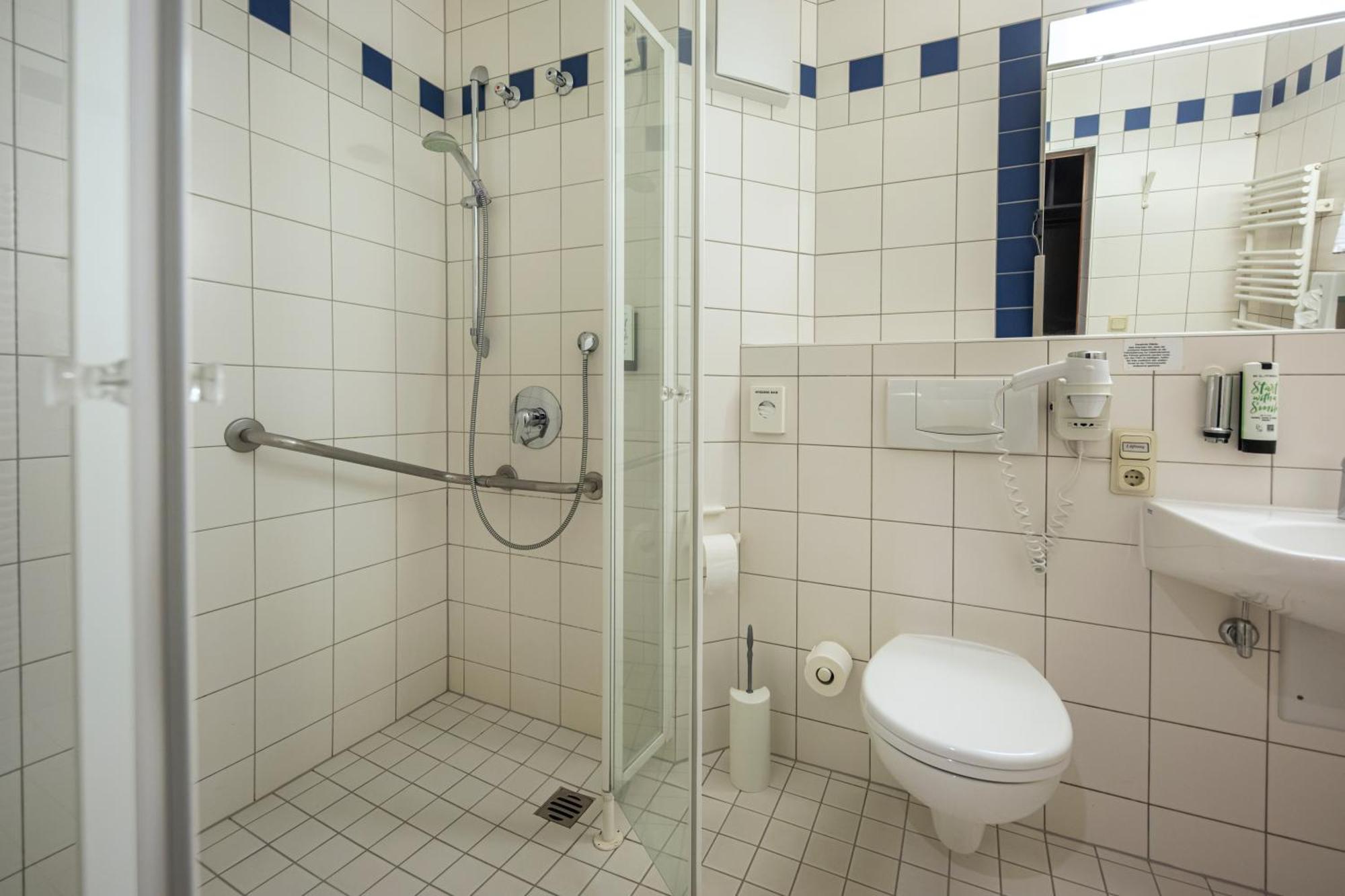 Roomingtons Karoli Waldkirchen Exterior photo